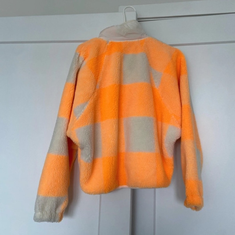 NWOT! Free People Movement Hit the Slopes Printed Pullover; Orange and White; XS - Picture 11 of 11